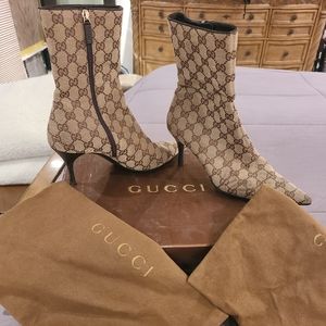 Gucci mid calf GG monogram boots size 9 EU 39.5